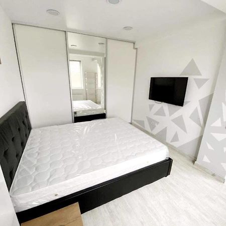 Fantastic Central Apartment تشيسيناو المظهر الخارجي الصورة