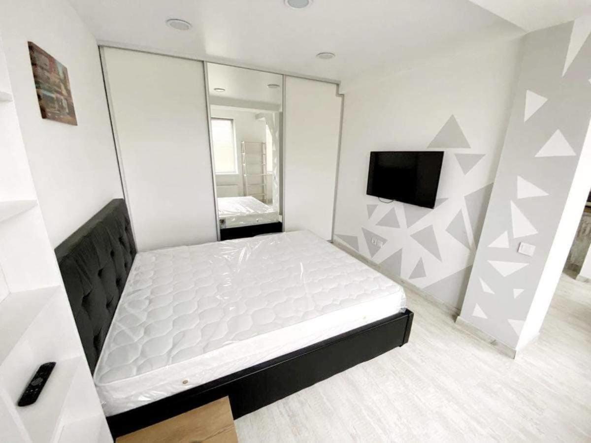 Fantastic Central Apartment تشيسيناو المظهر الخارجي الصورة